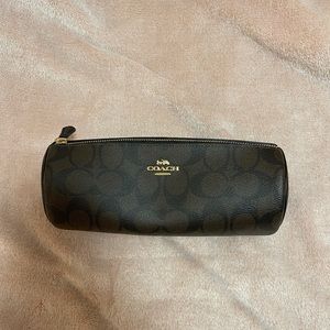 Coach Makeup Brush Holder In Signature Canvas